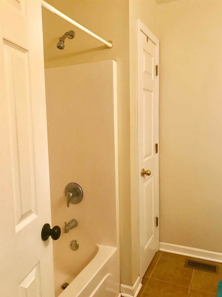 1055 Kaitlynn Cir - Photo 1