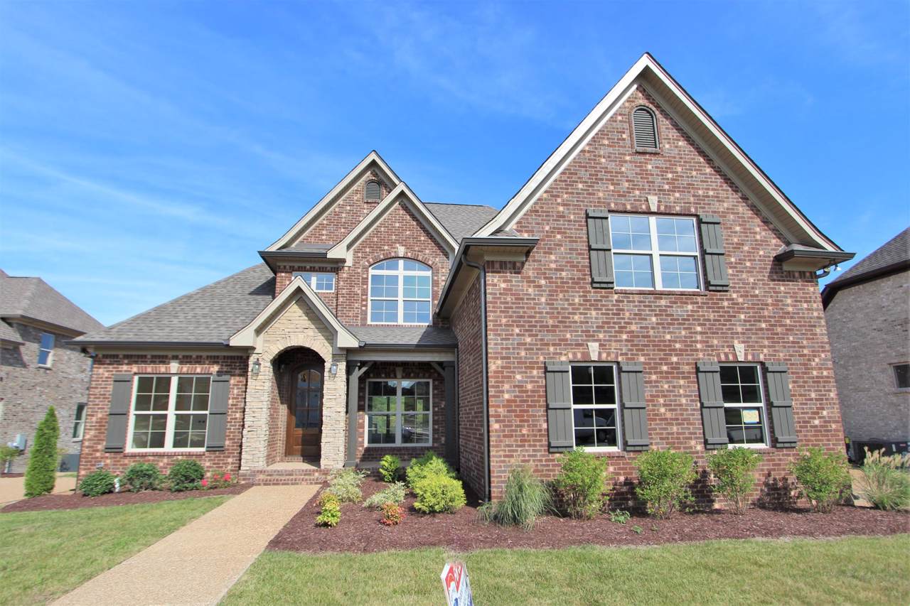 607 Montrose Dr.#313 - Photo 1