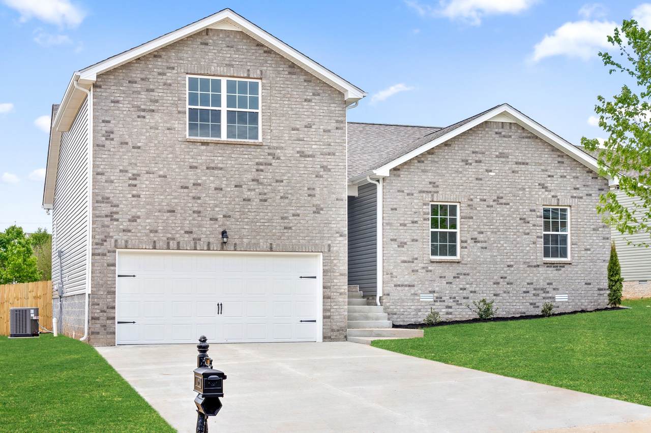 3496 Oak Creek Dr - Photo 1