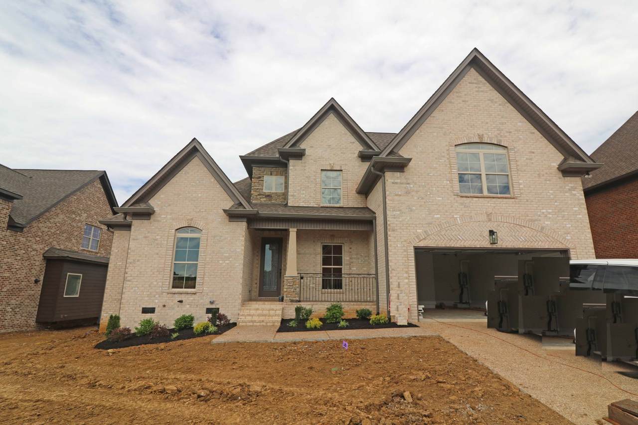 119 Shady Hollow Drive - Photo 1