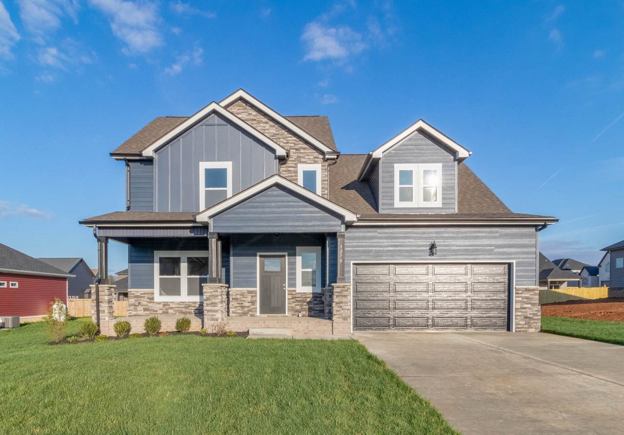 466 Farmington - Photo 1