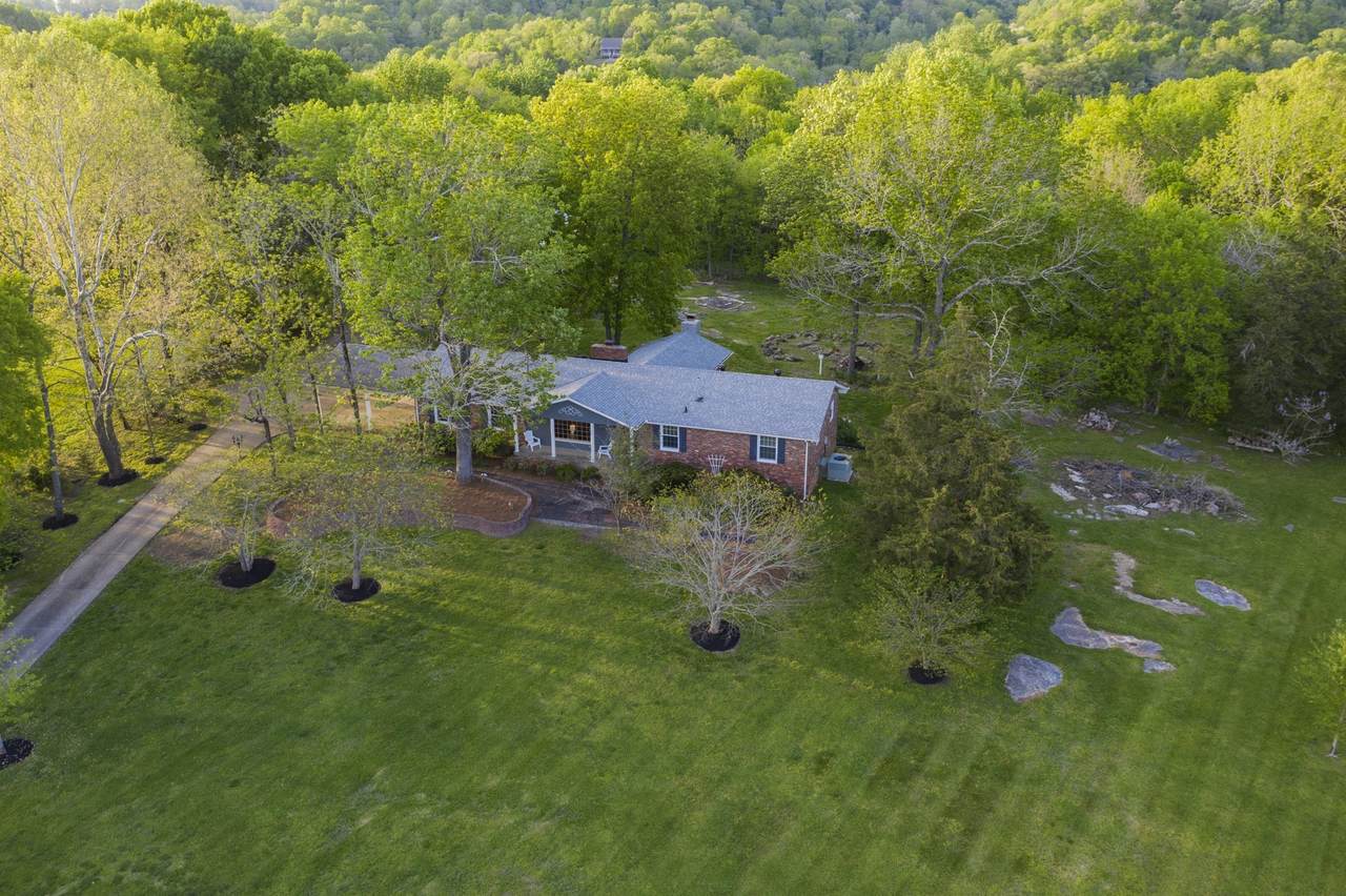 109 Cool Springs Ct - Photo 1