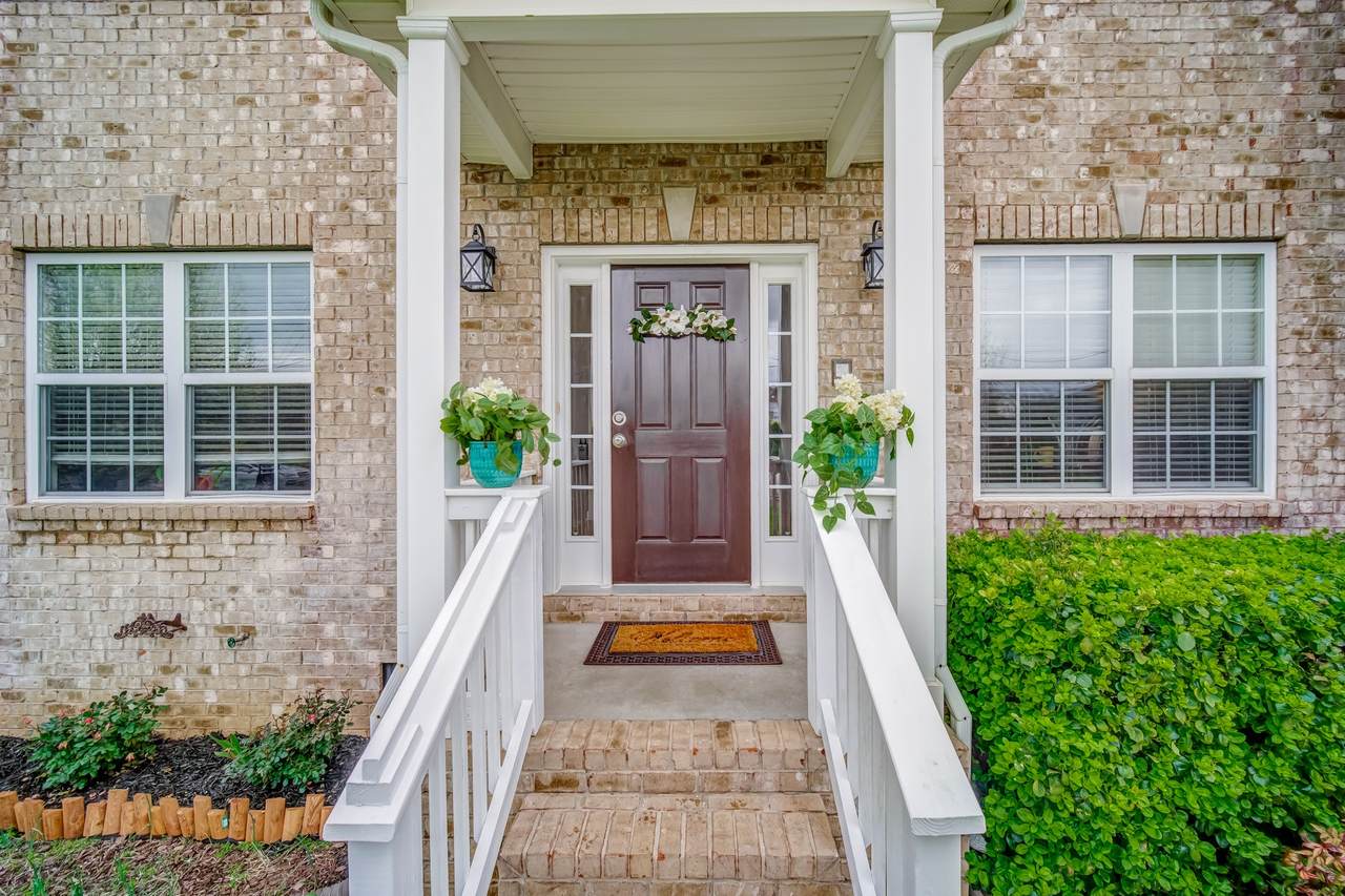 1125 Matheus Dr - Photo 1