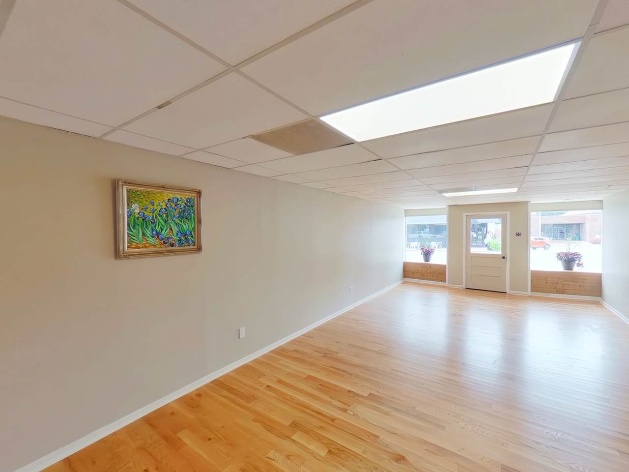 101 S Main St - Photo 1