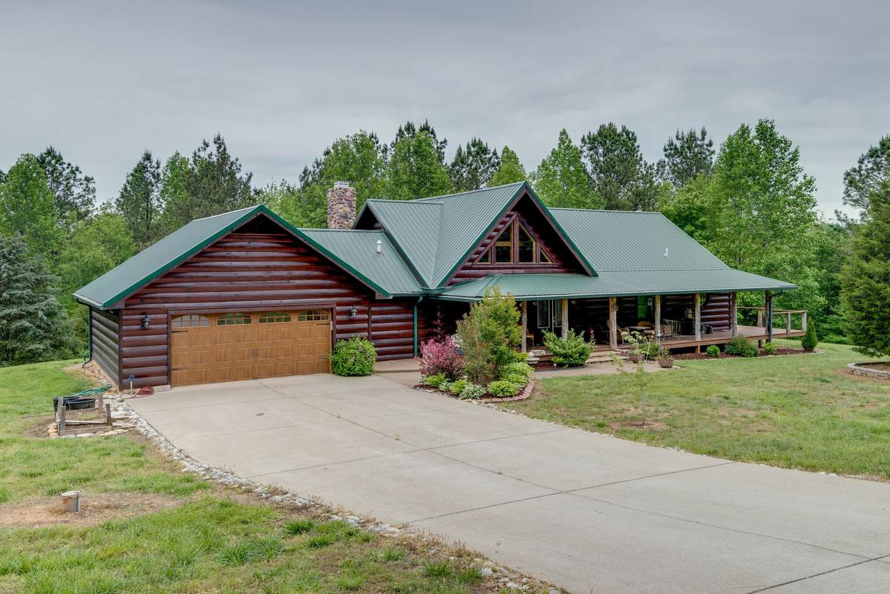 1833 Deer Creek Rd - Photo 1