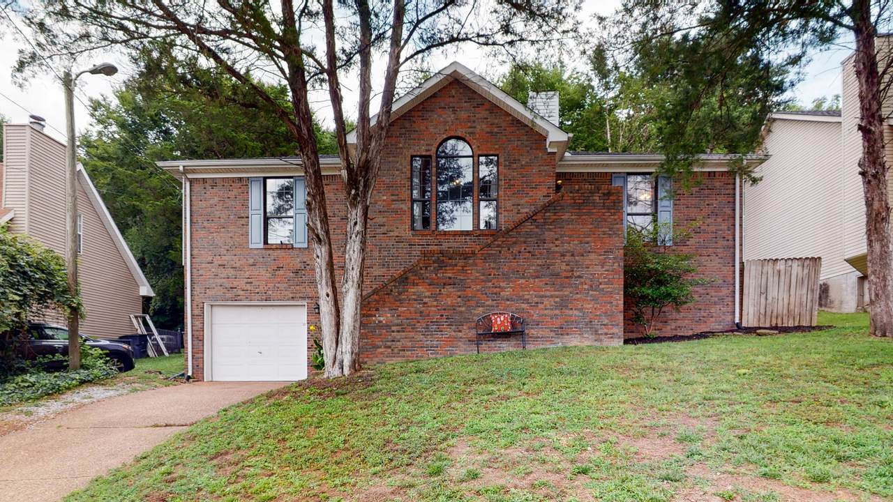 516 Piccadilly Row - Photo 1