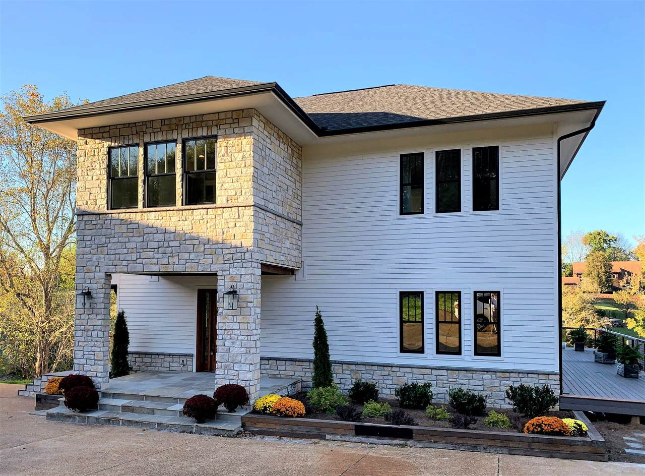 541 Lakeview Cir. - Photo 1