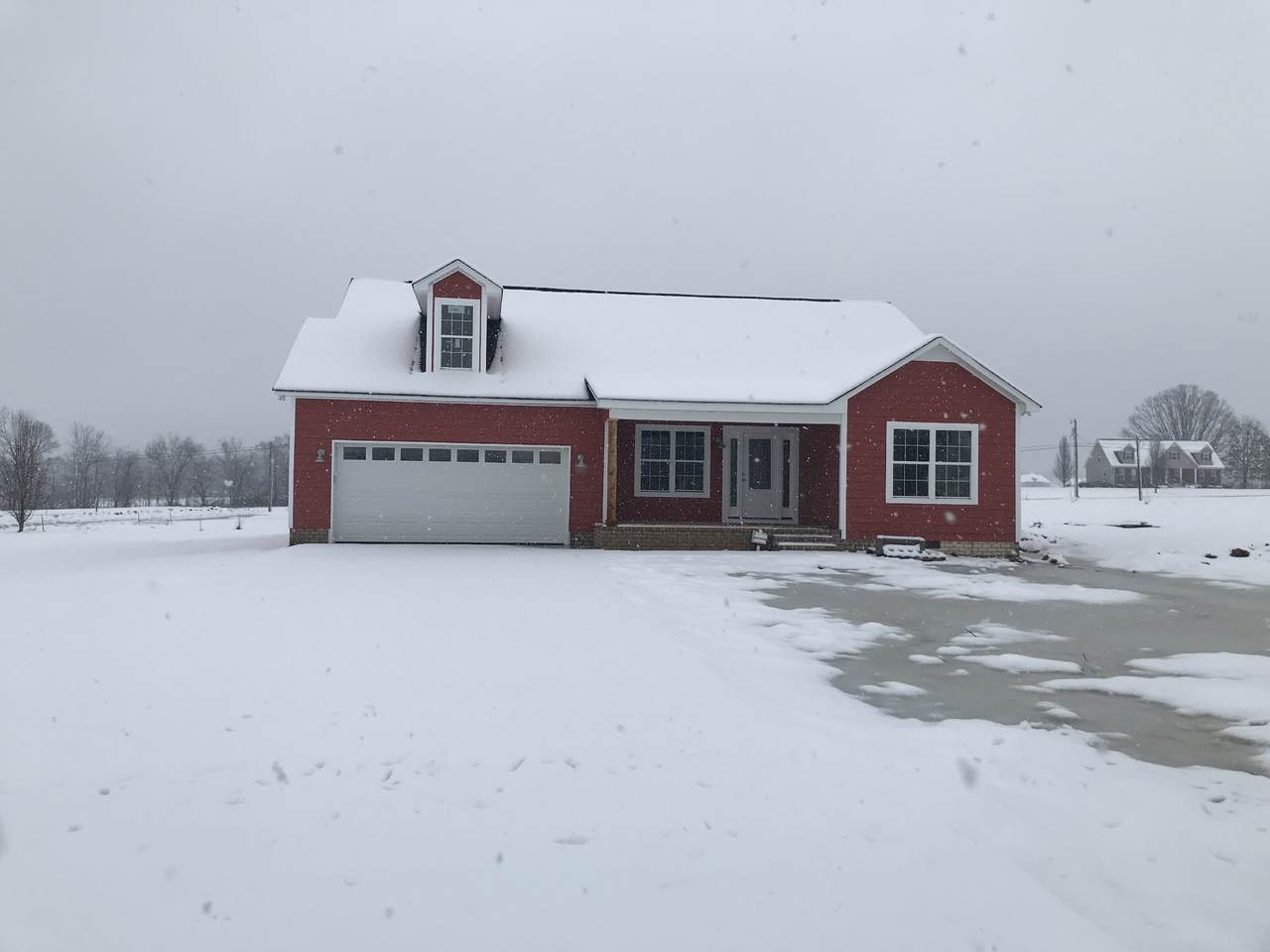 239 Sunshine Ln - Photo 1