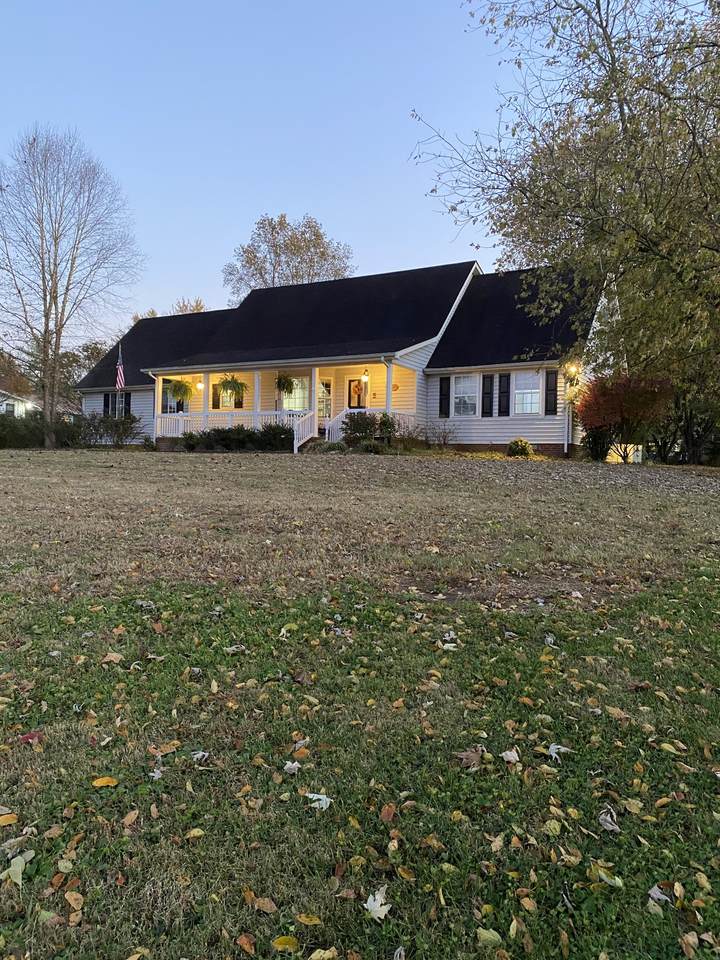 1405 Rivermont Cir - Photo 1