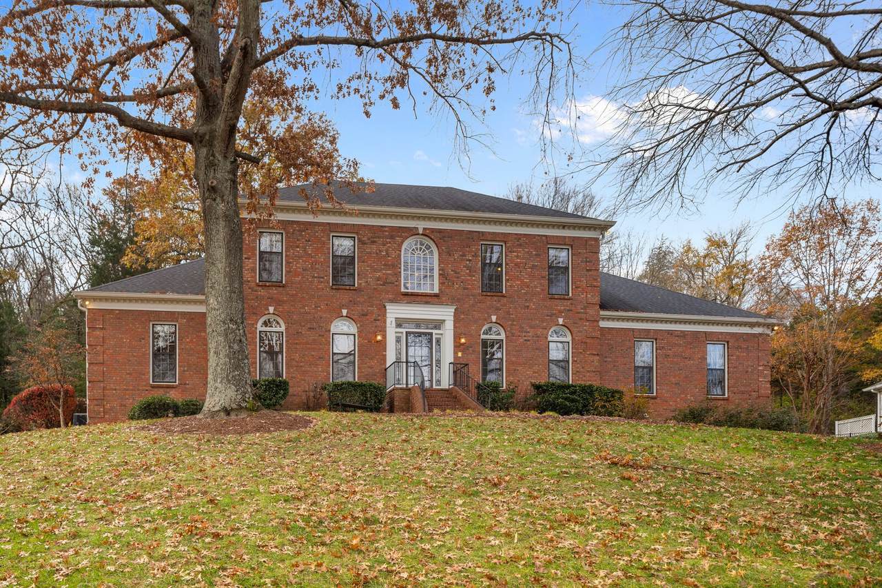 513 Waxwood Dr - Photo 1