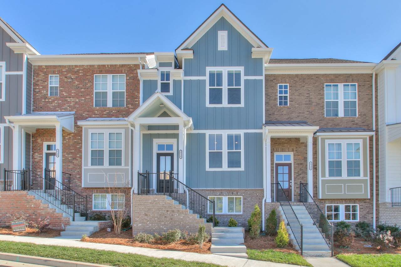 1738 Park Terrace Ln - Photo 1