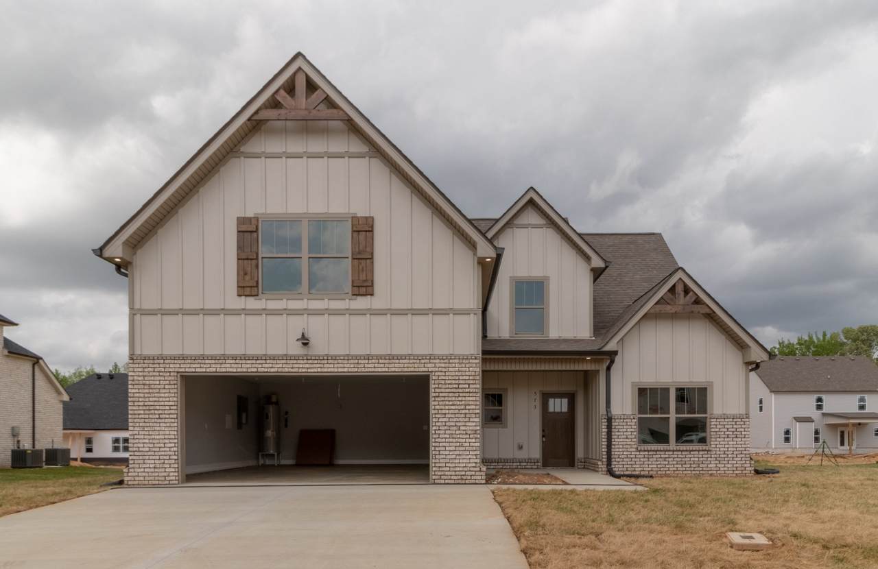 573 Bowden Dr - Photo 1