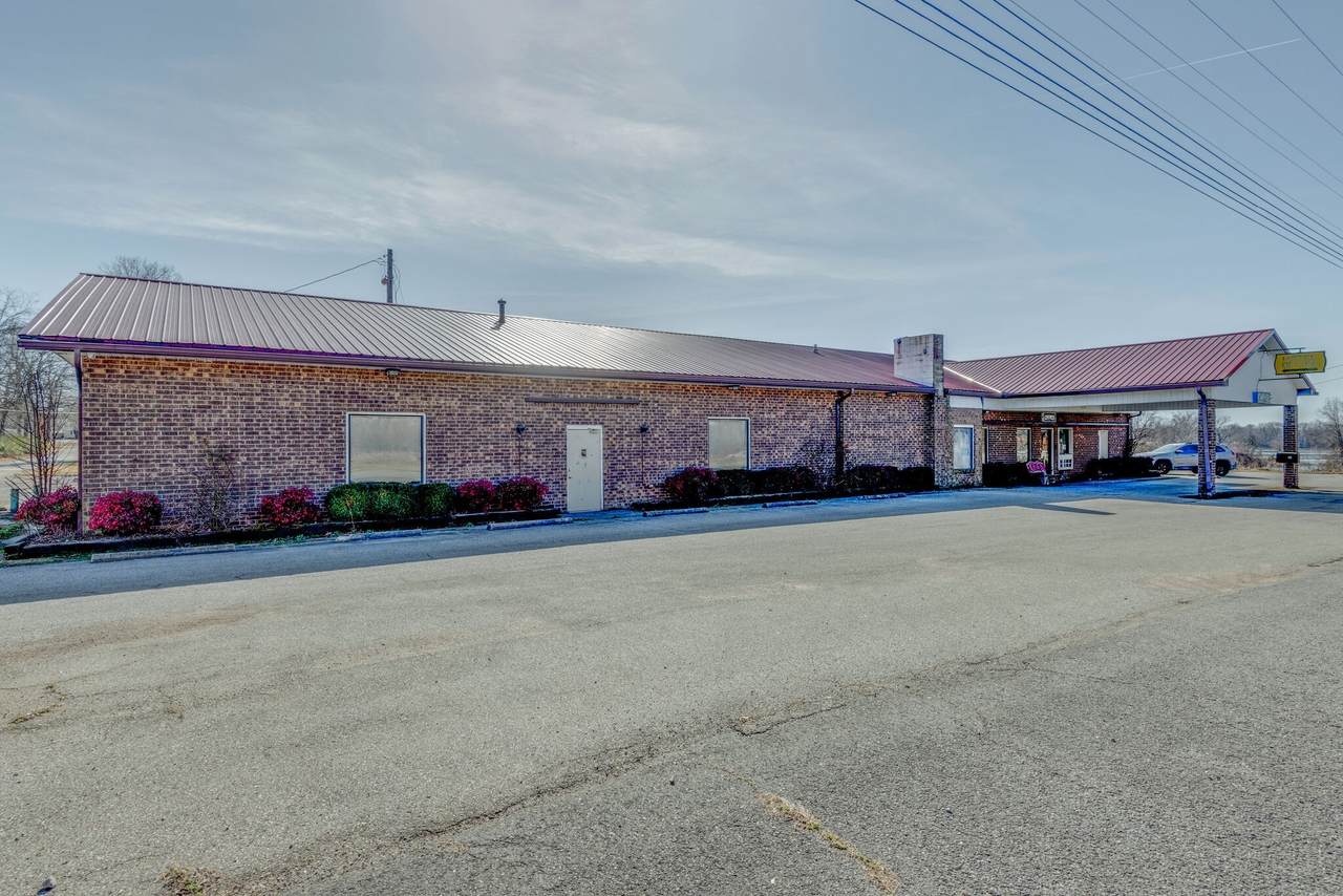 116 Broadway Ave - Photo 1