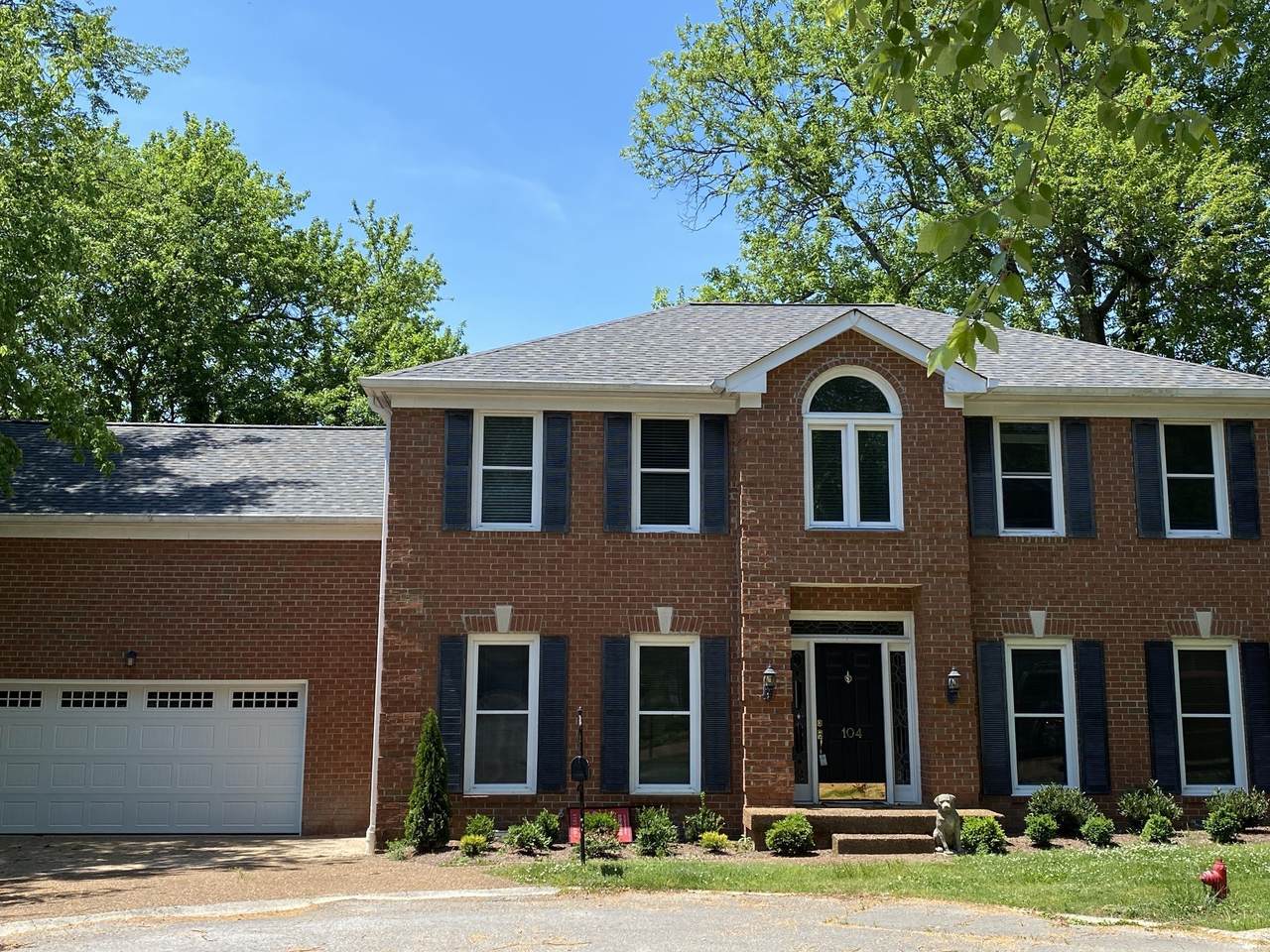 104 Heatherset Close - Photo 1