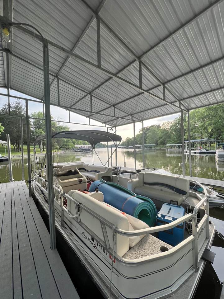 372 Twin Cove Dr - Photo 1