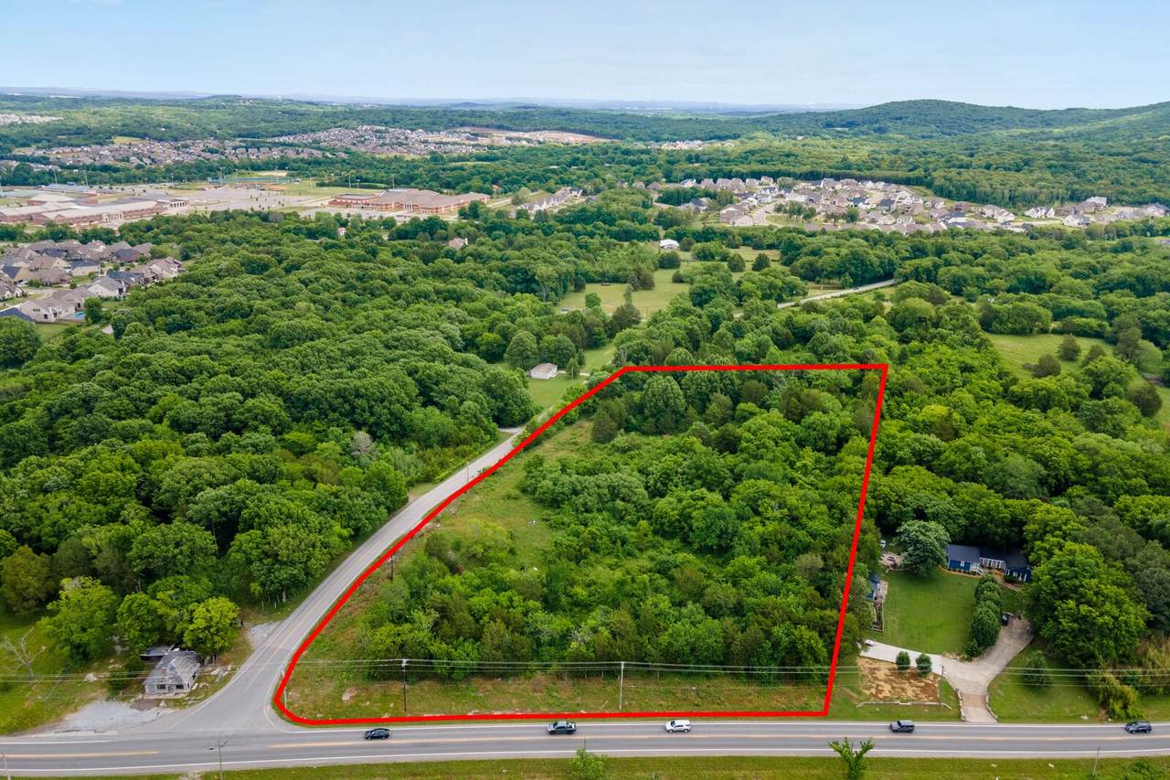 2609 Sanford Rd - Photo 1