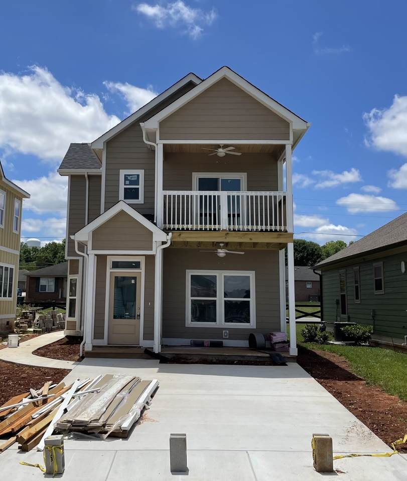 186 Barefoot Way - Photo 1