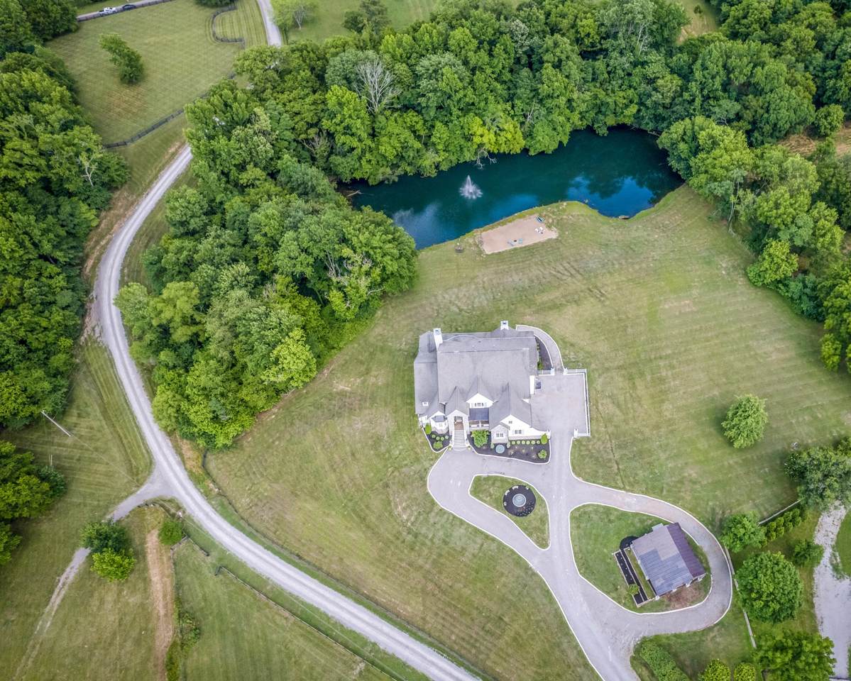 8992 Horton Hwy - Photo 1