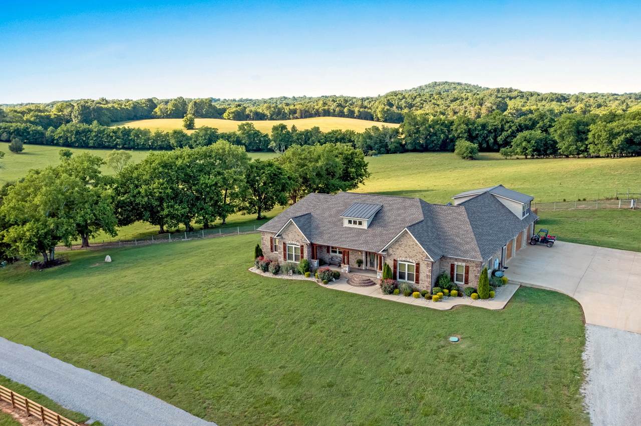 1068 Pickle Rd - Photo 1