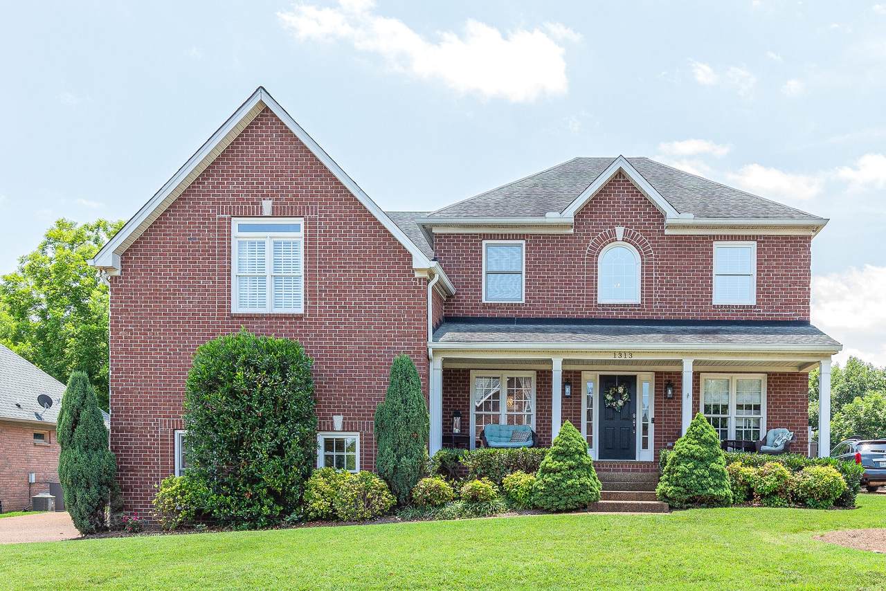 1313 Fishers Meadows Cv - Photo 1