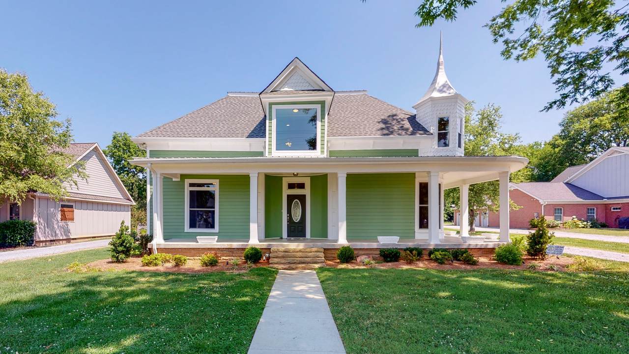 301 W Main St - Photo 1