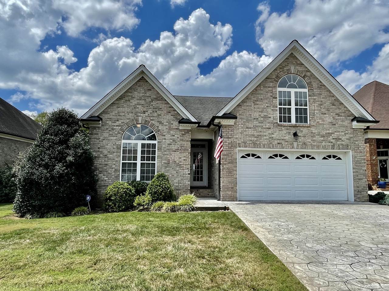 1132 Fairvue Village Ln - Photo 1