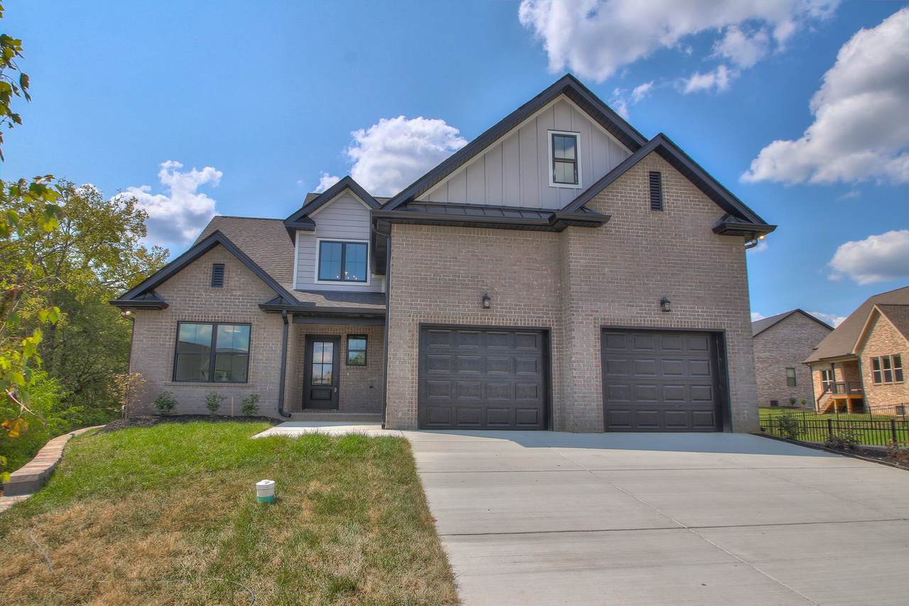 323 Timber Ln - Photo 1