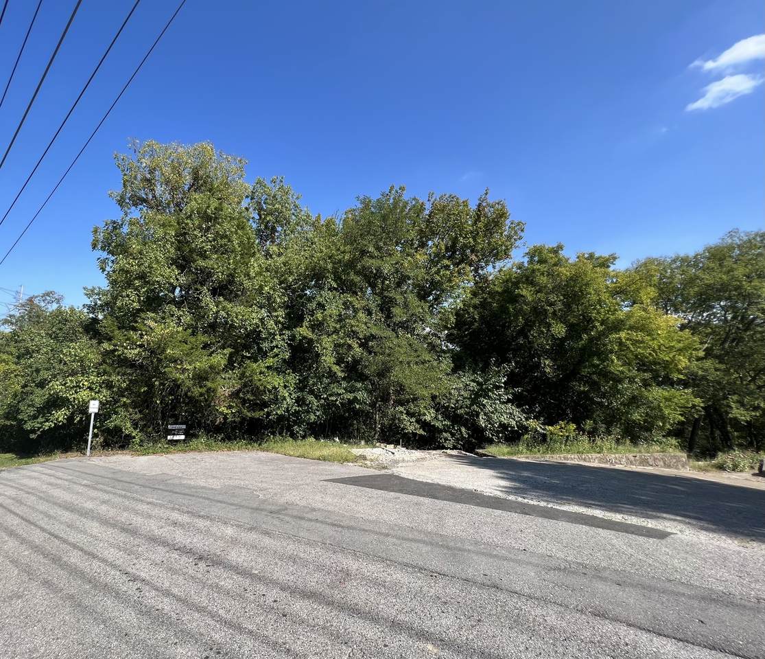 121 Harris St - Photo 1