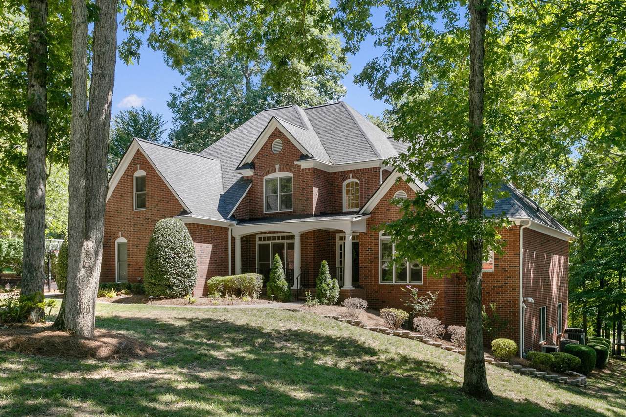1094 Laurel Knoll Ct - Photo 1