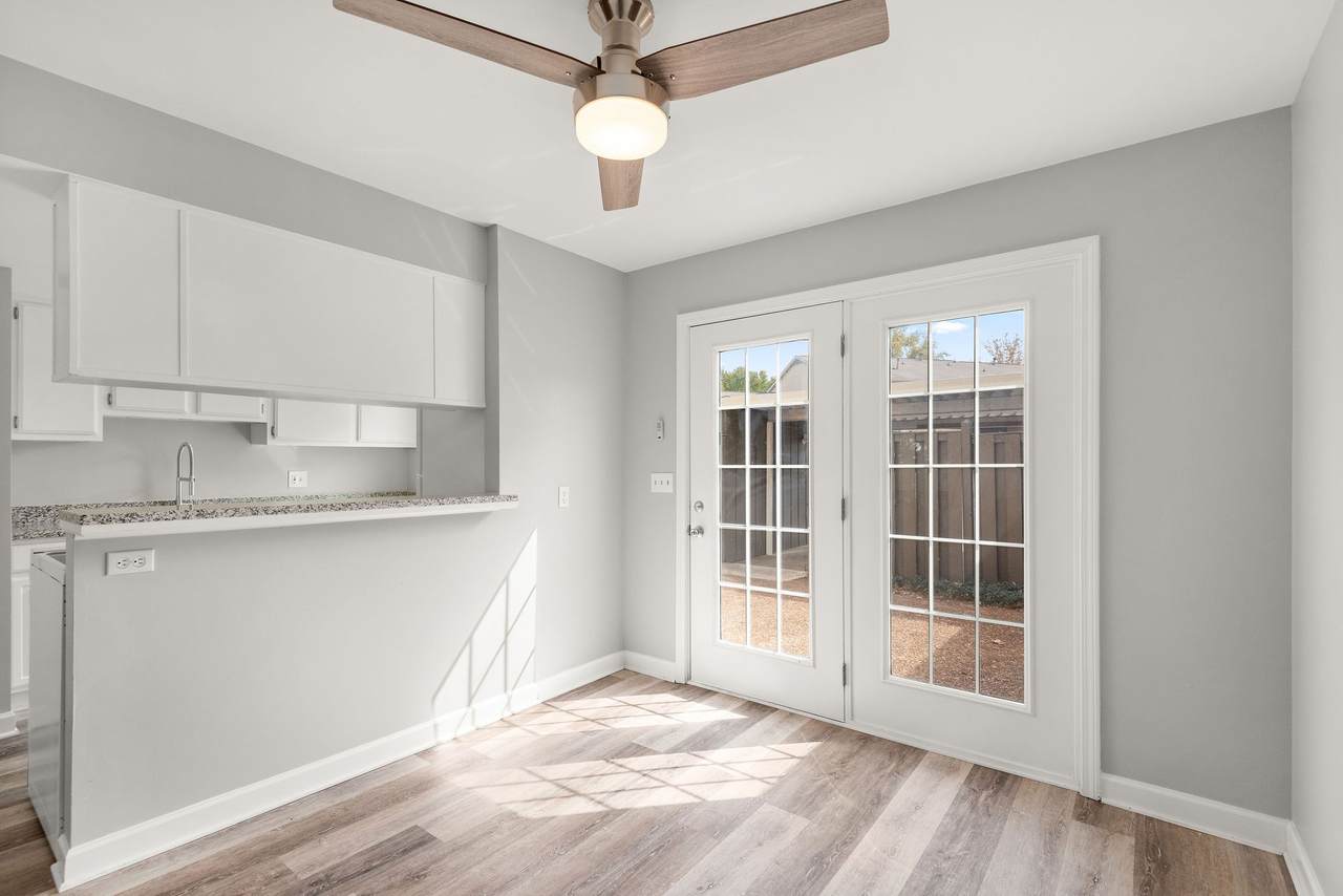 8207 Sawyer Brown Rd - Photo 1