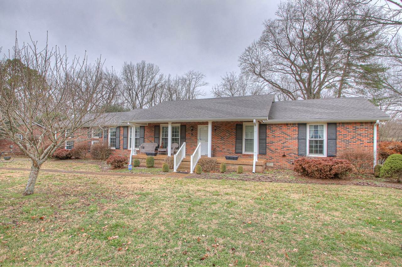 1565 N Bass Dr - Photo 1