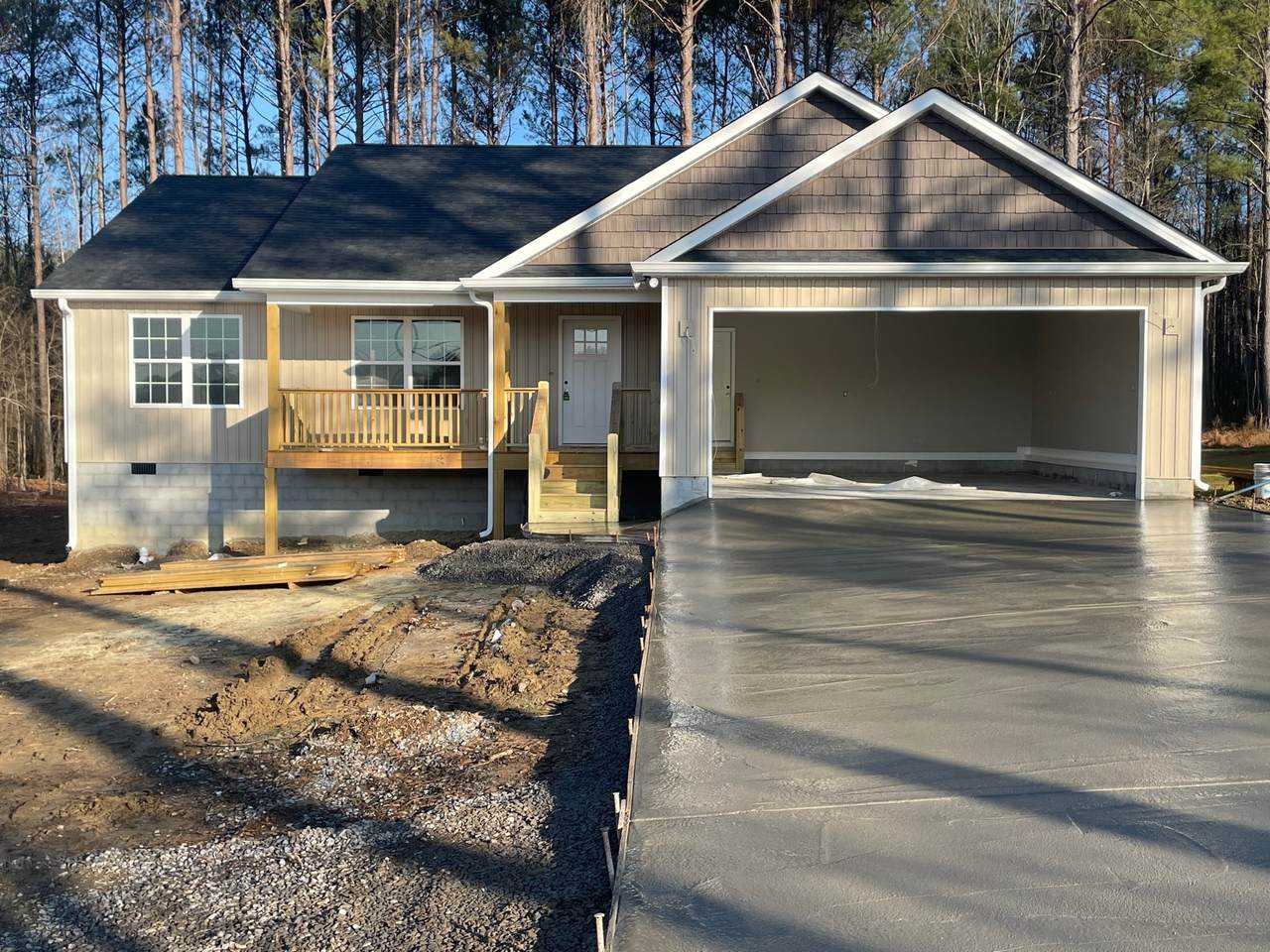 6235 Hwy 2 - Photo 1