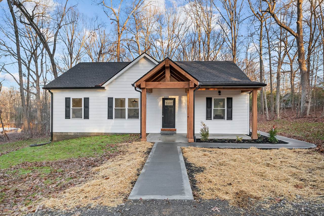 111 Oak Park Dr - Photo 1