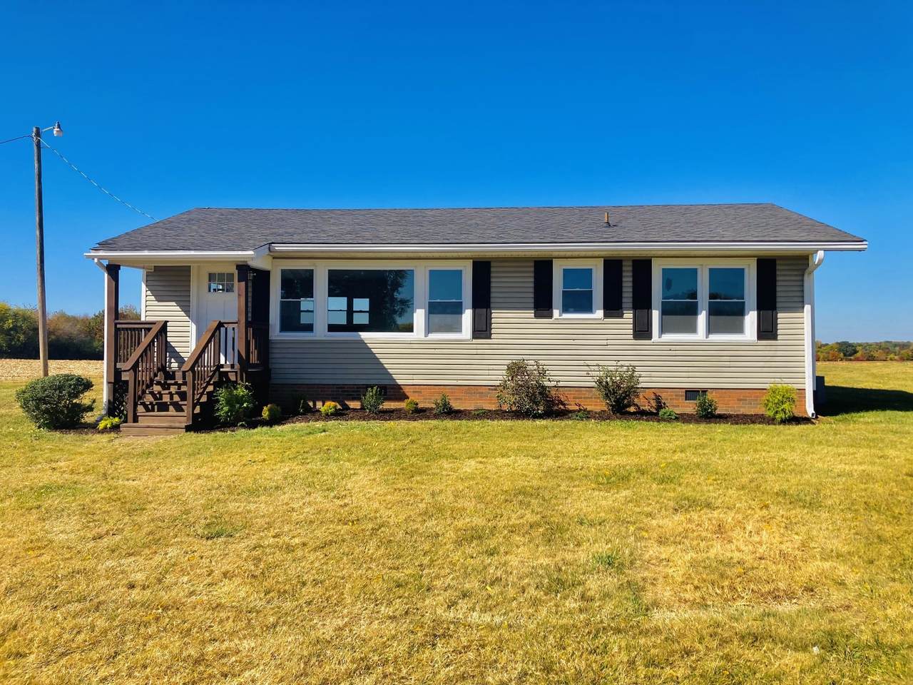 577 Corinth Rd - Photo 1