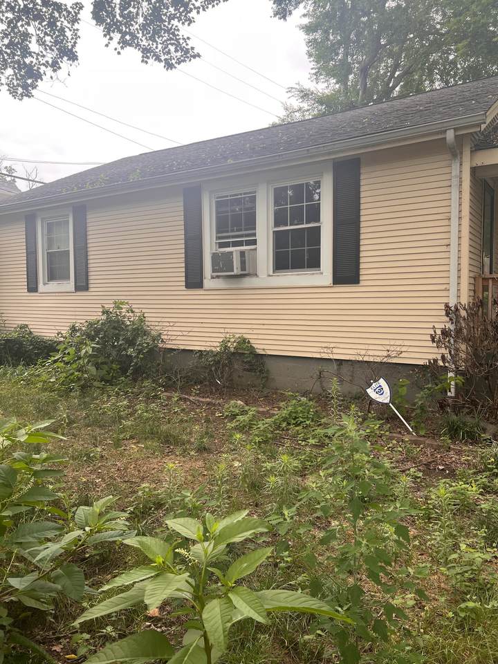 2405 10th Ave - Photo 1