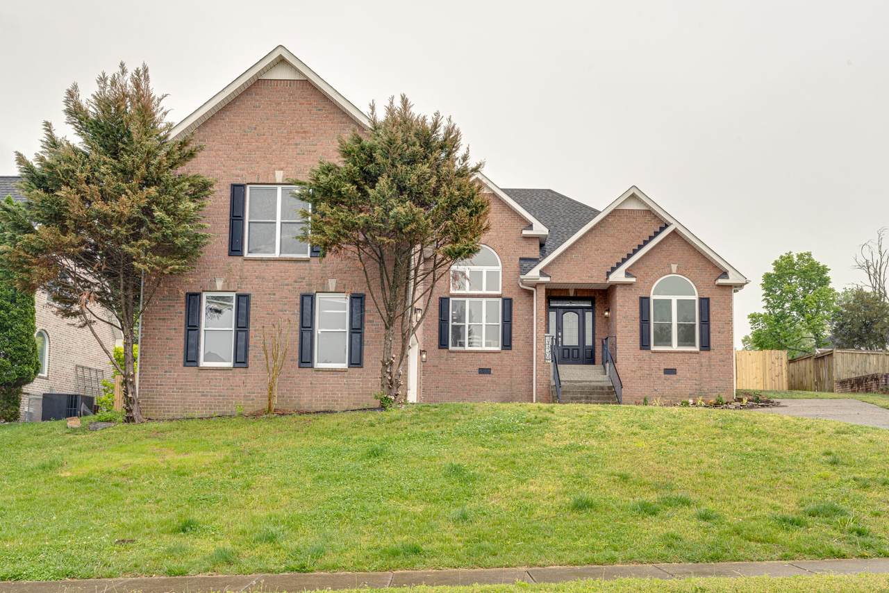 111 Cedar Ridge Ln - Photo 1