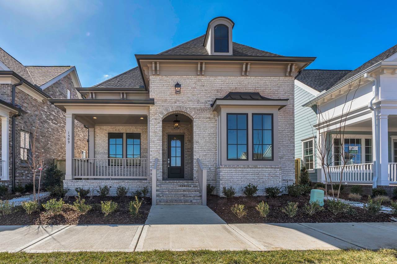 1509 Townsend Blvd - Photo 1