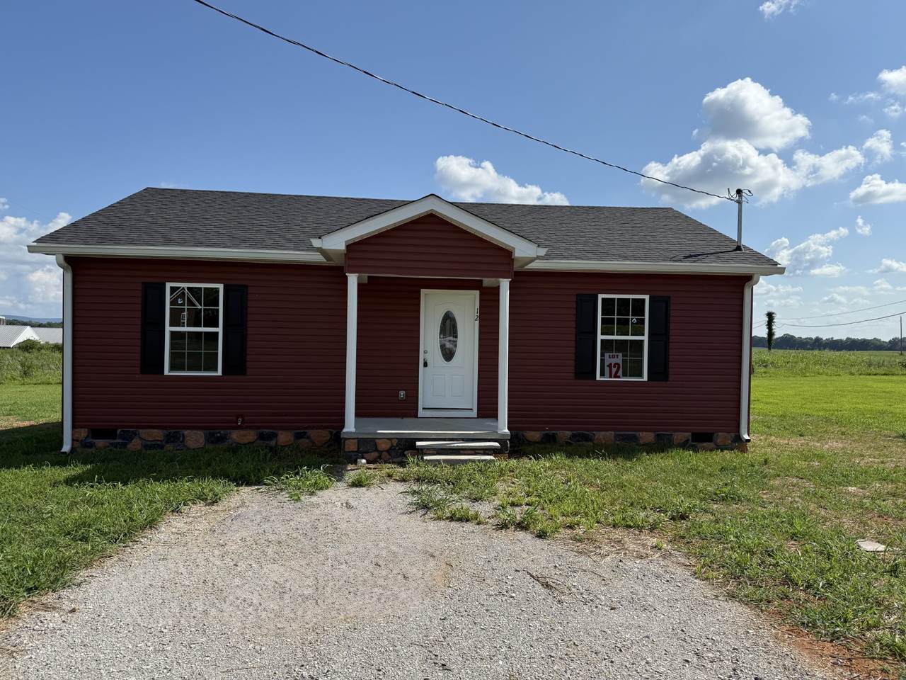 12 Hesselly Rd - Photo 1