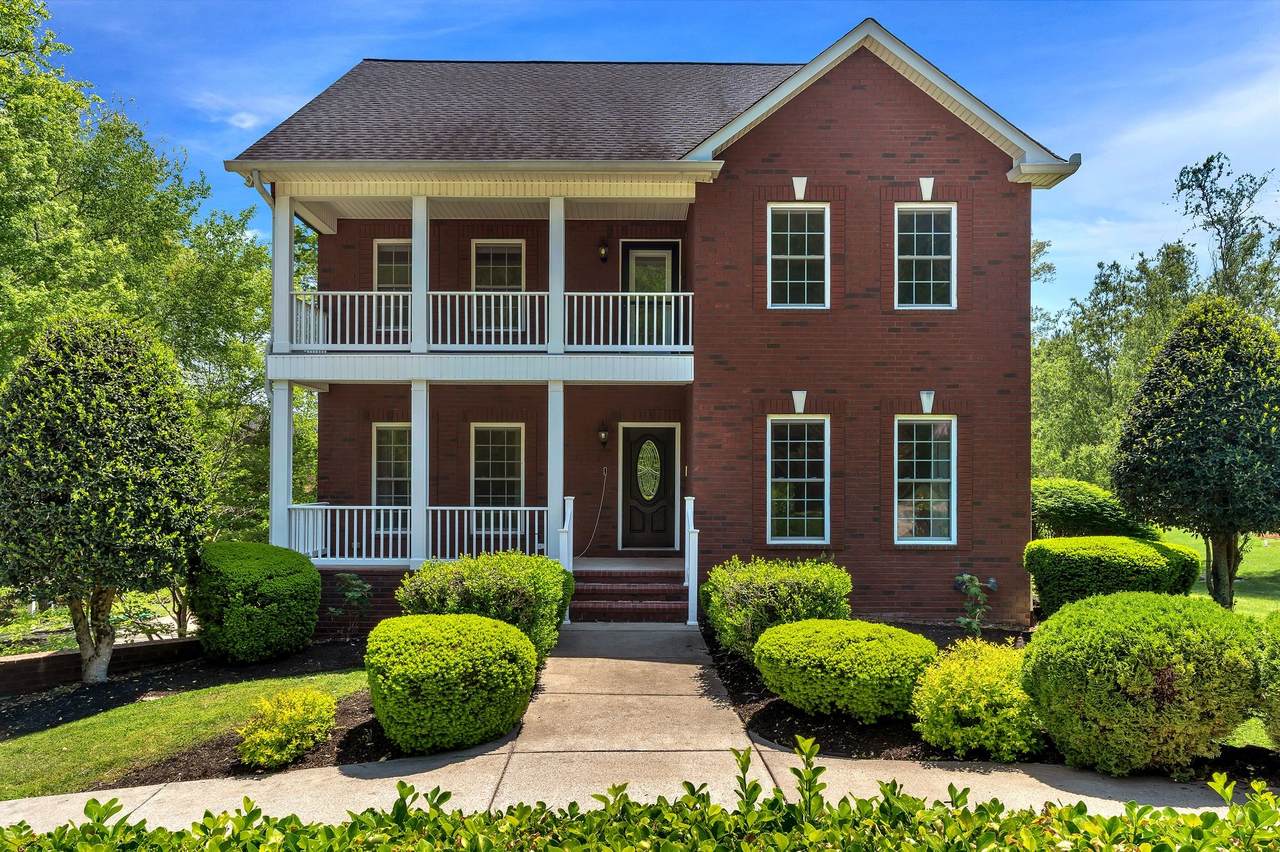 1012 Carrs Creek Blvd - Photo 1
