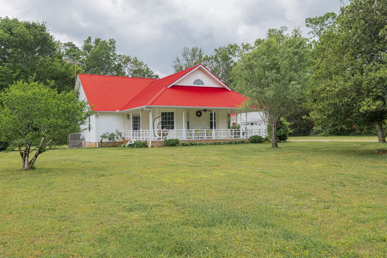 160 Robert E Lee Dr - Photo 1