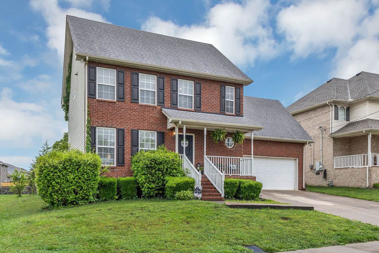 1076 Blairfield Dr - Photo 1