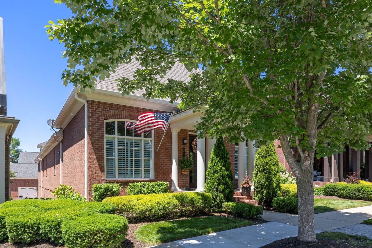 3064 Americus Dr - Photo 1