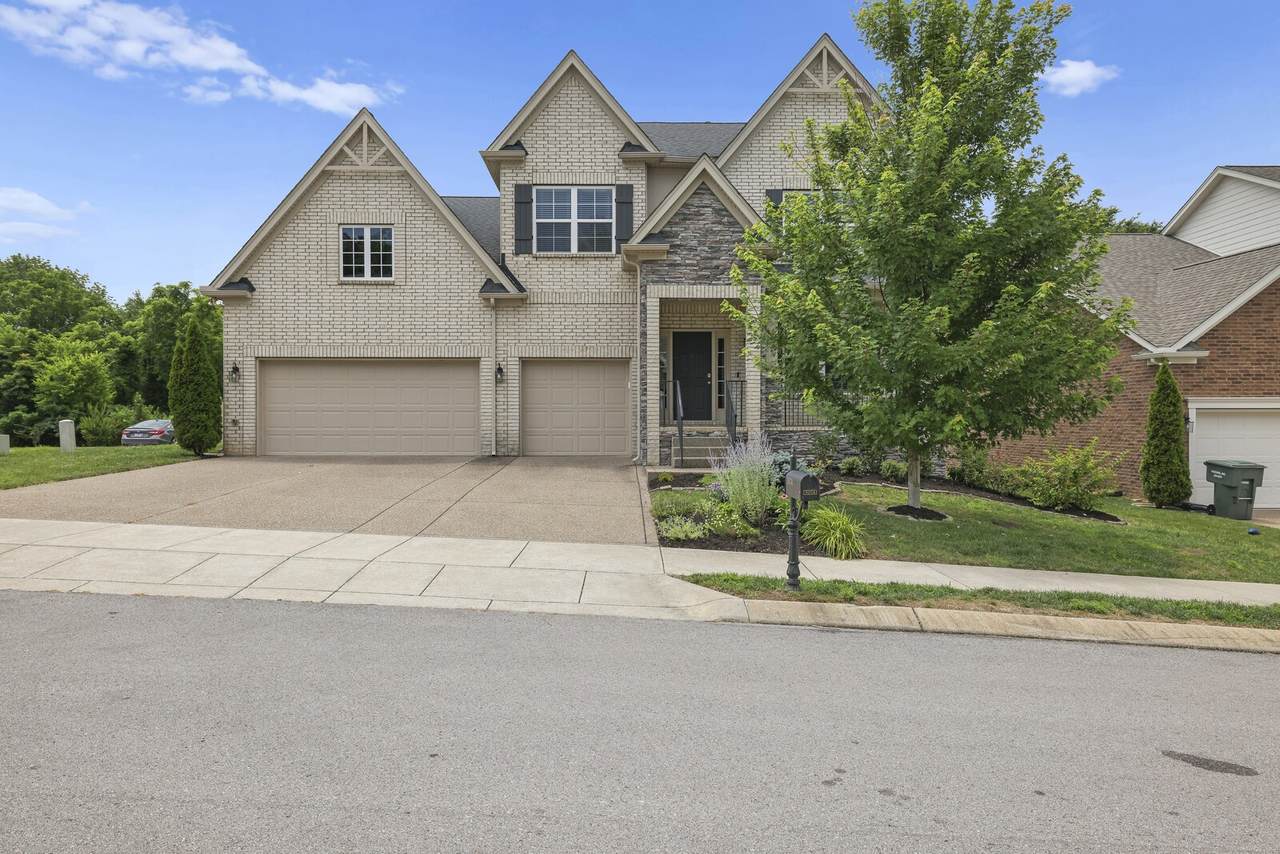 5074 Winslow Dr - Photo 1