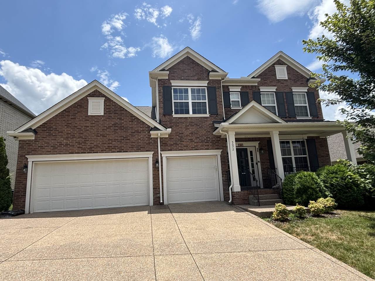 5072 Winslow Dr - Photo 1