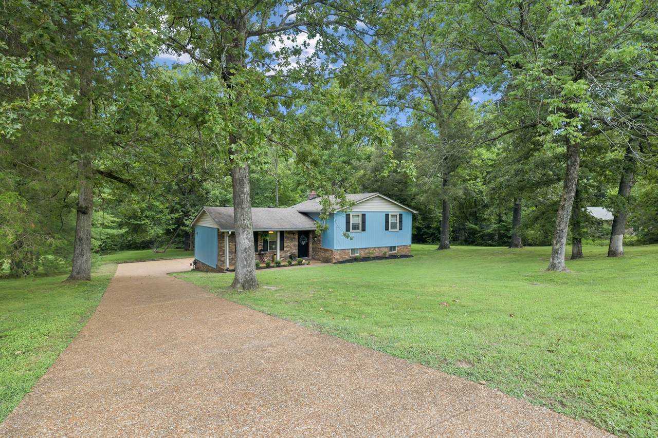 215 E Kingston Springs Rd - Photo 1