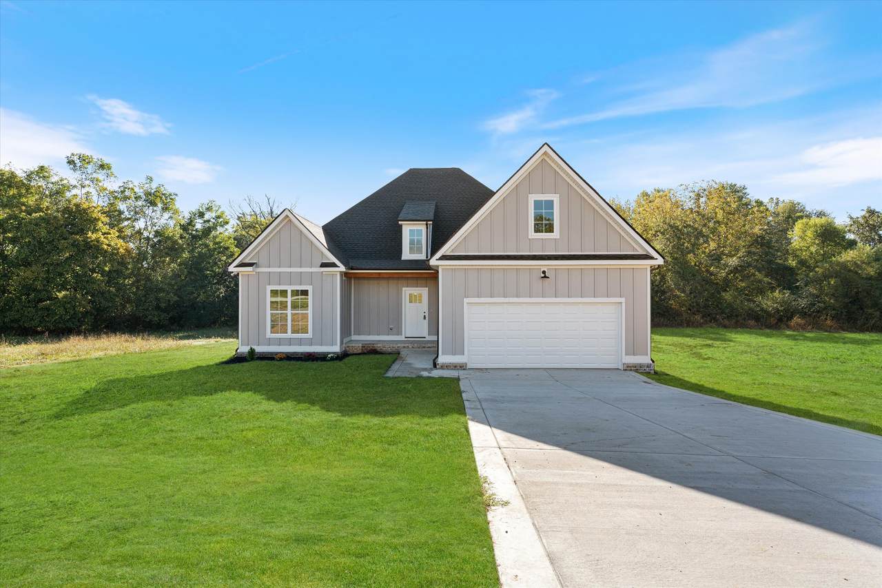 1029 Northside Dr - Photo 1