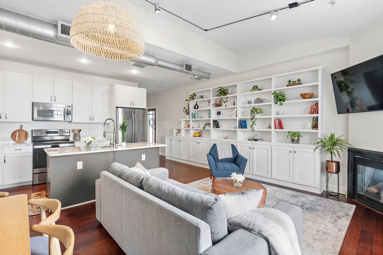 800 Woodland St - Photo 1