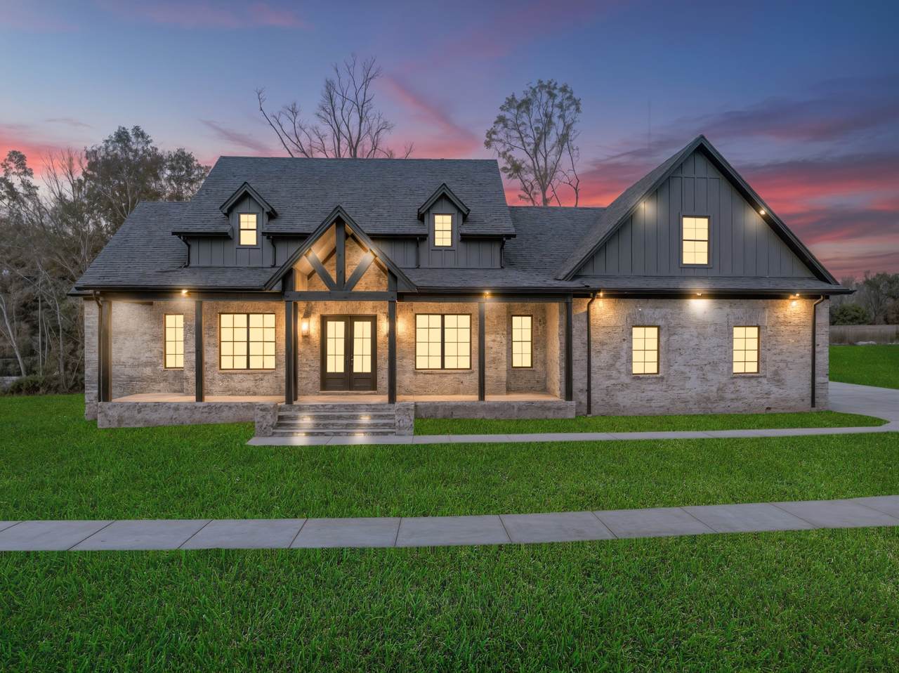 2108 Country Club Dr - Photo 1