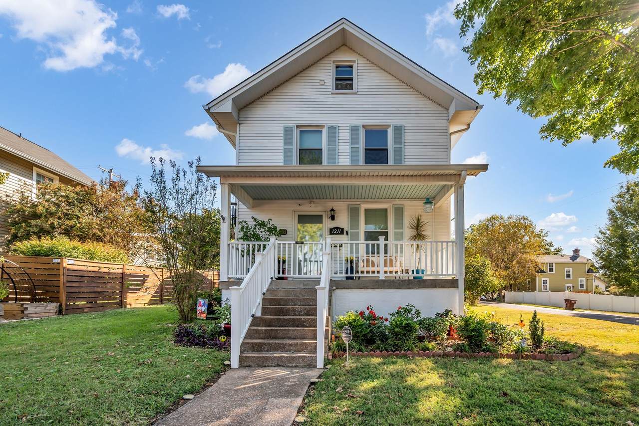 1211 Clarke St - Photo 1