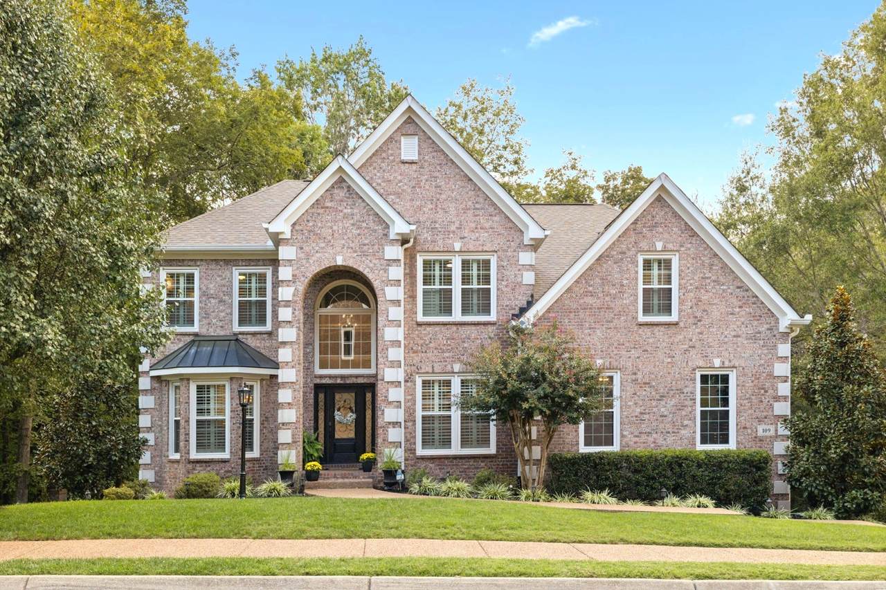 109 Hampsted Lane - Photo 1